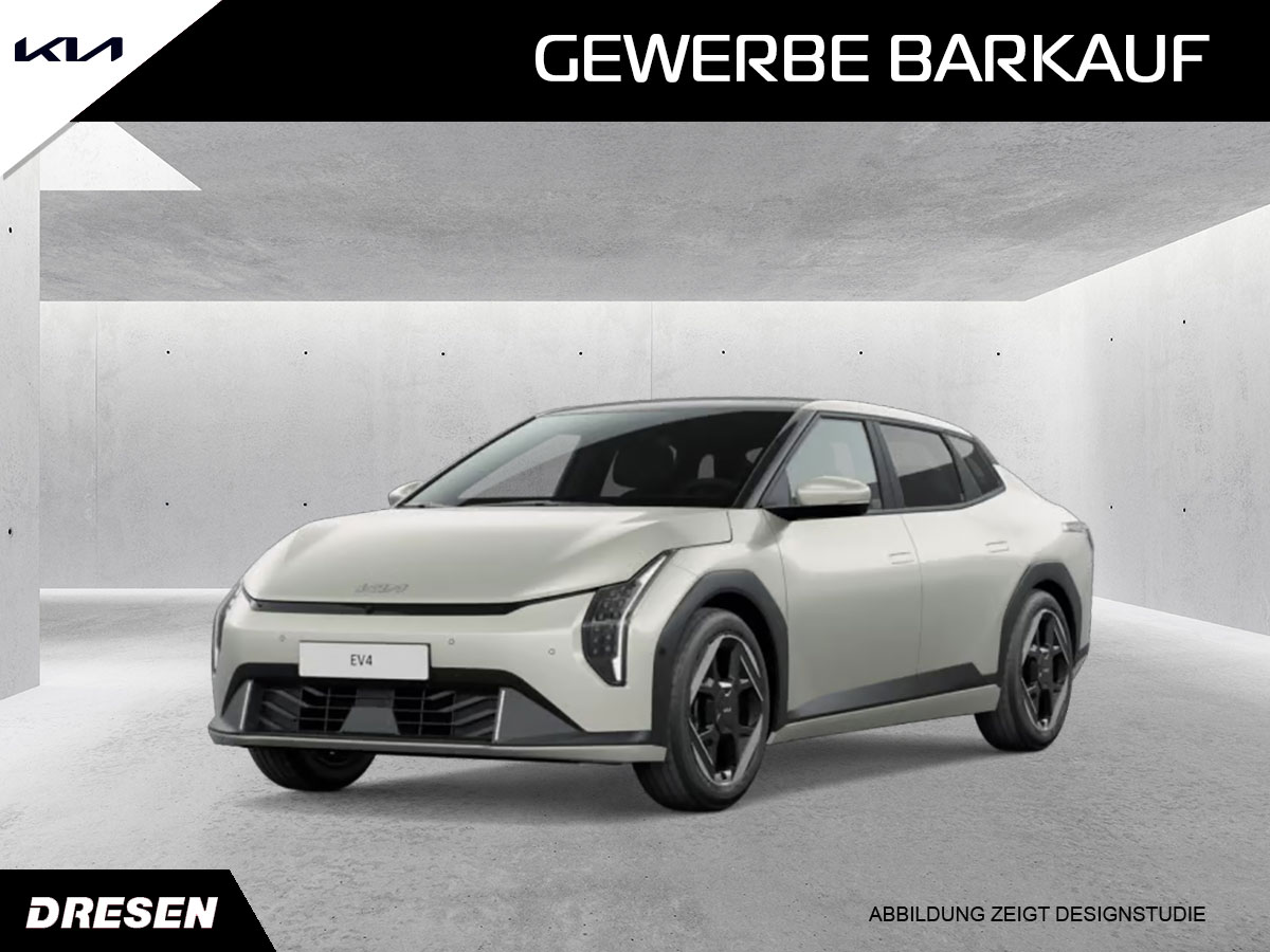 Beiger Kia EV4 Fastback Earth vor Betonwand Hintergrund. Vorschau Gewerbe Barkaufangebot.