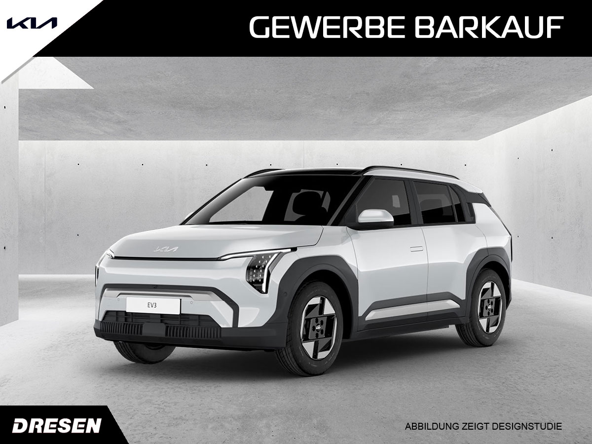 Weißer Kia EV3 Air vor Betonwand Hintergrund. Vorschau Gewerbe Barkaufangebot.